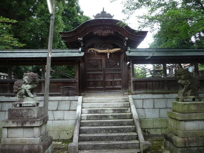 八幡神社本殿