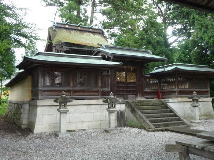 甲良神社本殿(法養寺）